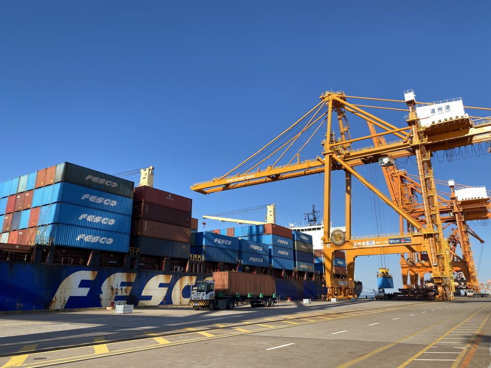 【新华全媒+】浙江温州：高水平开放助推高质量生长